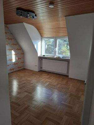 Kinderzimmer OG leer