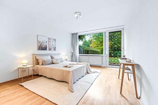 Schlafzimmer Blick in den Garten