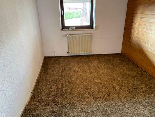 Arbeits- Kinderzimmer EG