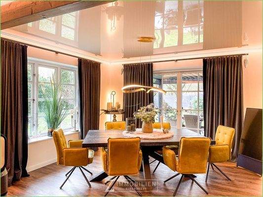 gemütlicher Essbereich 