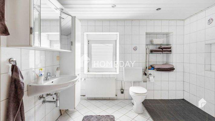 EG Badezimmer 2