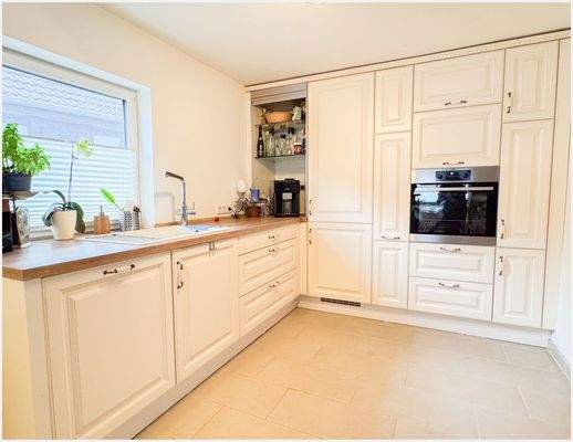 Einbauküchen im Erdgeschoss