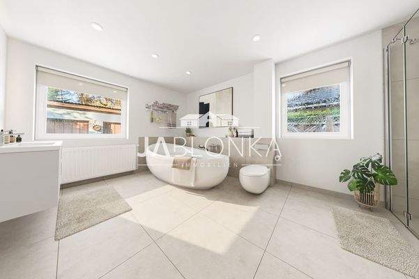 Badezimmer im EG (digital renoviert)