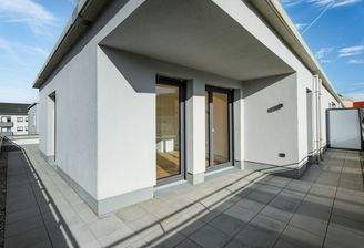 02_große umlaufende Terrasse_Whg36_ZGS.jpg