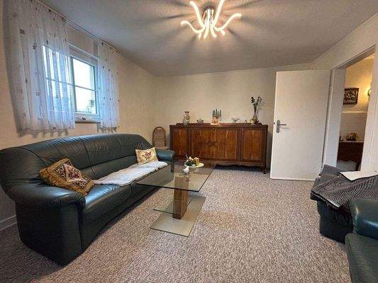 Teilansicht Wohnzimmer.jpeg