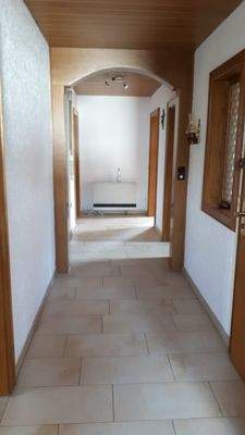 Wohnung Mitte Flur.jpg