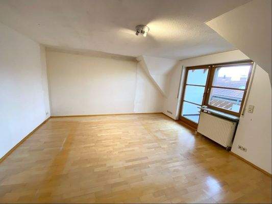 Wohn-Esszimmer Zugang Balkon