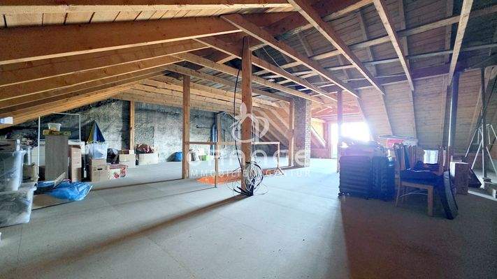 Dachboden m. Ausbaupotenzial