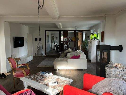 großzügiger Wohnbereich