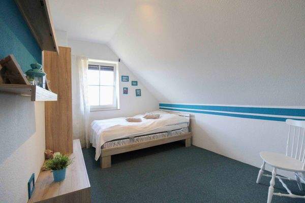 Schlafzimmer (4)