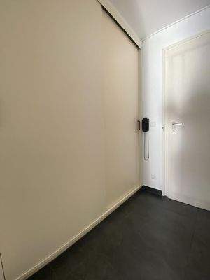 Eingangsbereich mit Einbauschrank