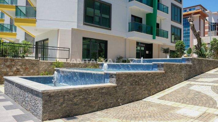 Key-Ready Flats in a Complex with Private Beach in Kargicak Alanya