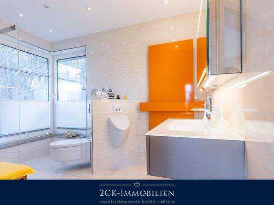 Badezimmer, tagesbelichtet