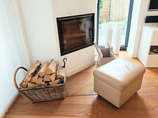 Kaminofen mit Verbindung zur Wärmepumpenheizung