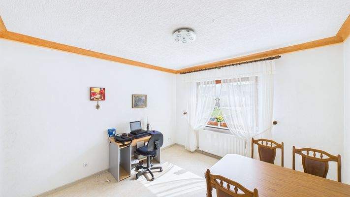 CAM01984G0-PR0513-STILL004