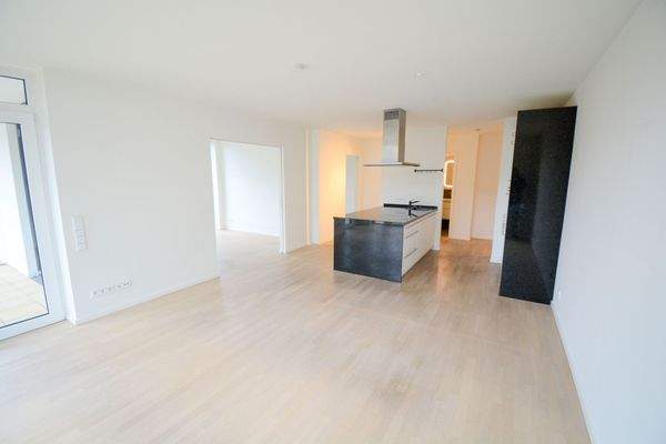 Wohn-/Esszimmer mit Küche