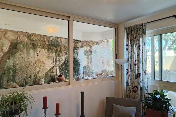 Kreta, Pirgos Psilonerou: Schönes Haus in toller Anlage in Strandlage zu verkaufen