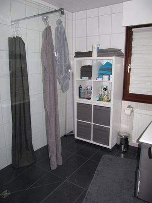 Badezimmer (EG).