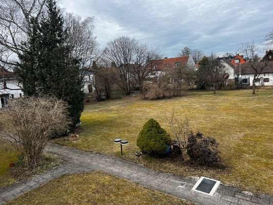 parkähnliches Grundstück