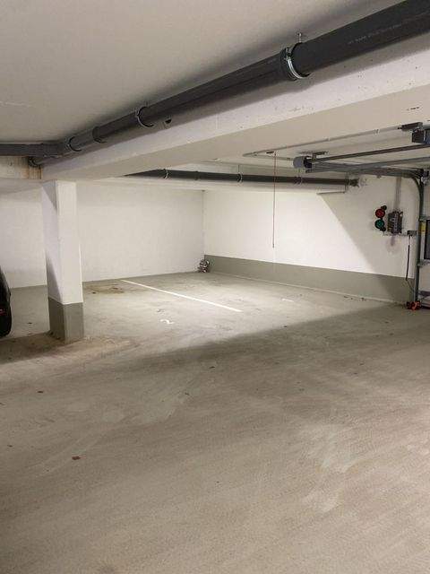 Henstedt-Ulzburg Garage, Henstedt-Ulzburg Stellplatz