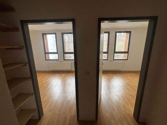 Blick in 2 Schlafzimmer 