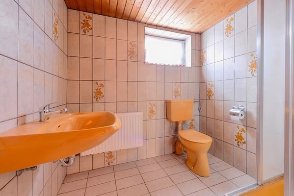 Gäste-WC im KG