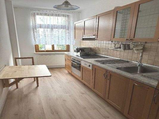 Küche mit EBK 1. OG