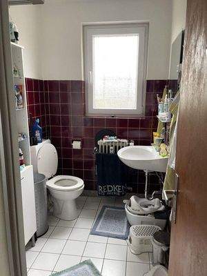 VH 2, 1. OG: Tageslicht-Bad