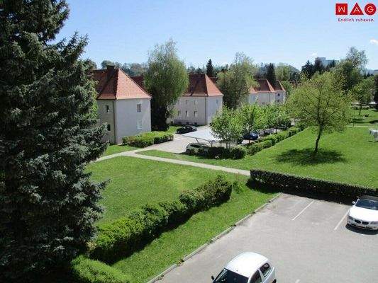 Blick aus dem Fenster - Hofseite
