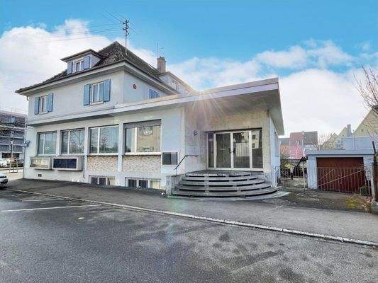 Zweiter Eingang + sep. Garage