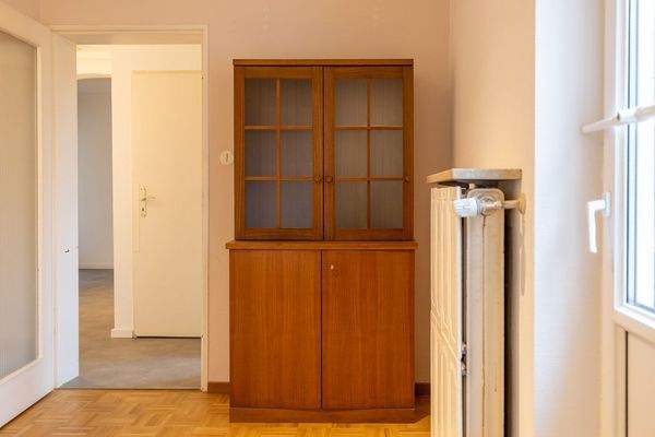 Familienidyll in Bogenhausen: Doppelhaushälfte mit sonnigem Westgarten & Grünblick