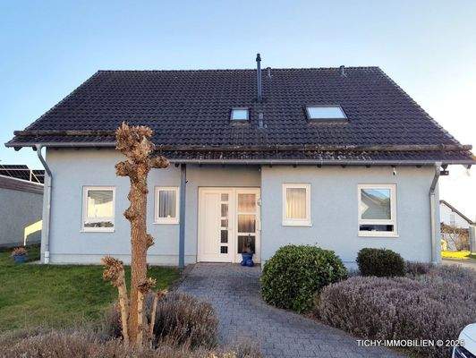 Vorderansicht, barrierefreier Zugang