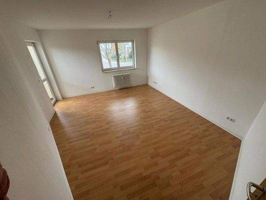 Helles leeres Zimmer