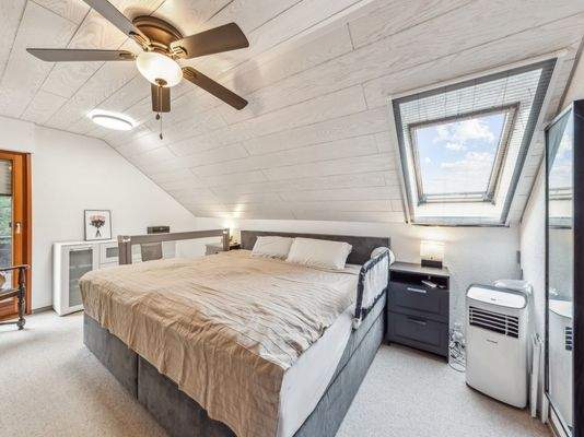 Schlafzimmer Dachgeschoss