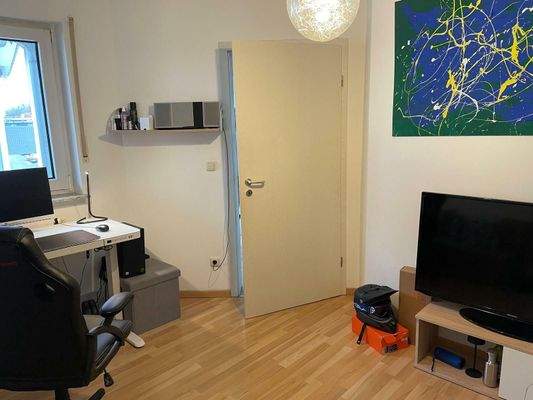 Kinderzimmer/Büro/Schlafzimmer