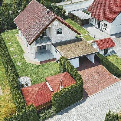 Haus in Ost - Süd - Westlage