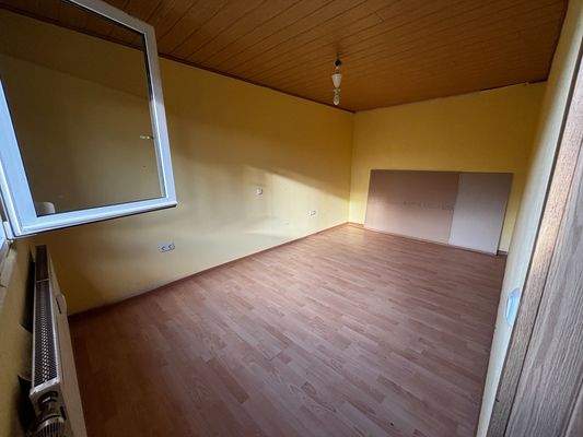 Schlafzimmer DG links