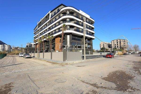 Brand-New Apartment with Mountain View in Konyaaltı Antalya