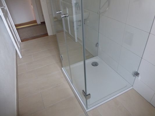 neues Duschbad, Blick 2