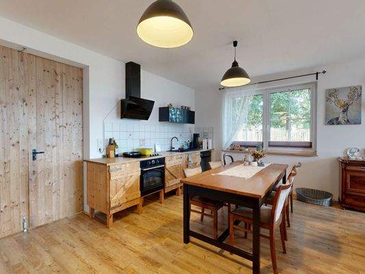 Küche und Essbereich