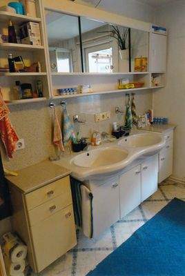 OG-Bad m.Wanne,Dusche,WC der 3RW