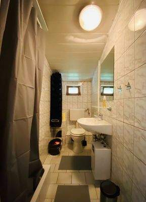 d97db7b5-d988-4f99-988a-fa6dd51bab10.jpg