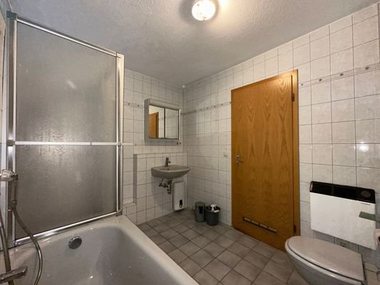 Badezimmer.jpeg