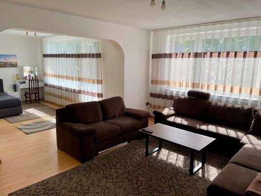 1 OG rechts Wohnzimmer