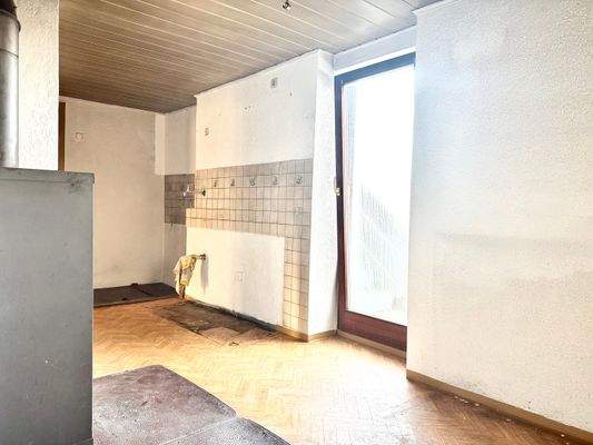 Küche EG mit Zugang zum Innenhof