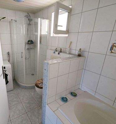 Dusche im Obergeschoss