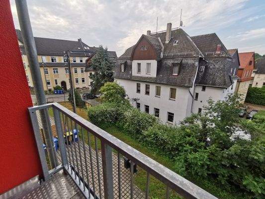 Blick vom Balkon in den Innenhof