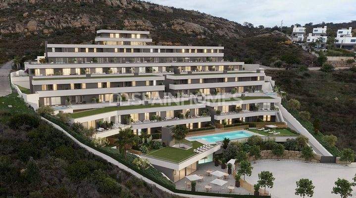 Contemporary New Build Houses in a Popular Area of Manilva