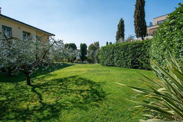 Exklusives Villenanwesen mit Seeblick in Garda - Gardasee