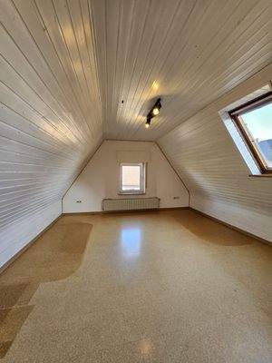 Schlafzimmer über Garage